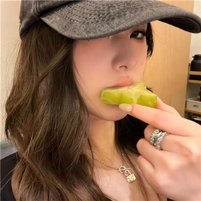 红天鹅
